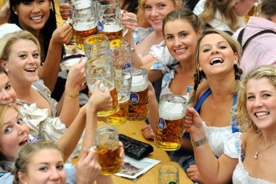 cl-bier-big-DW-Wissenschaft-Muenchen.jpg